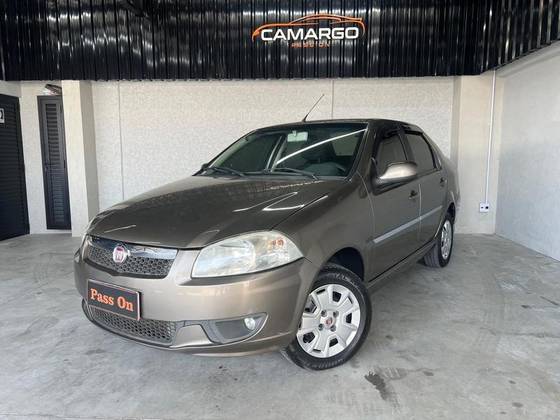 FIAT SIENA 1.4 MPI ATTRACTIVE 8V FLEX 4P MANUAL FIAT SIENA 1.4 MPI ATTRACTIVE 8V FLEX 4P MANUAL